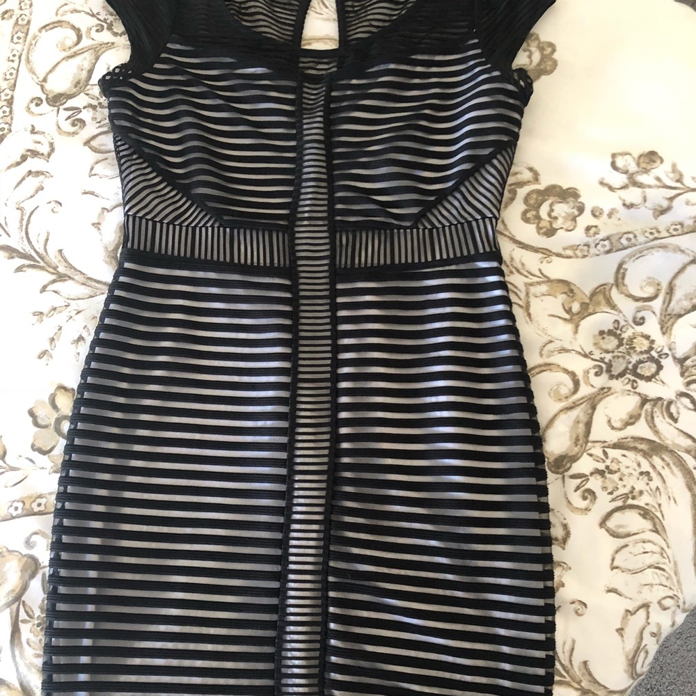 Bebe dress